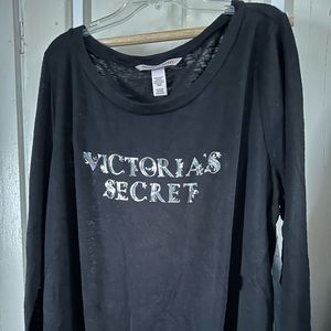 Victoria Secrets sleep shirt XL